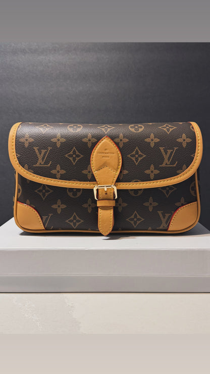 Bolsa inspirada por Louis Vuitton