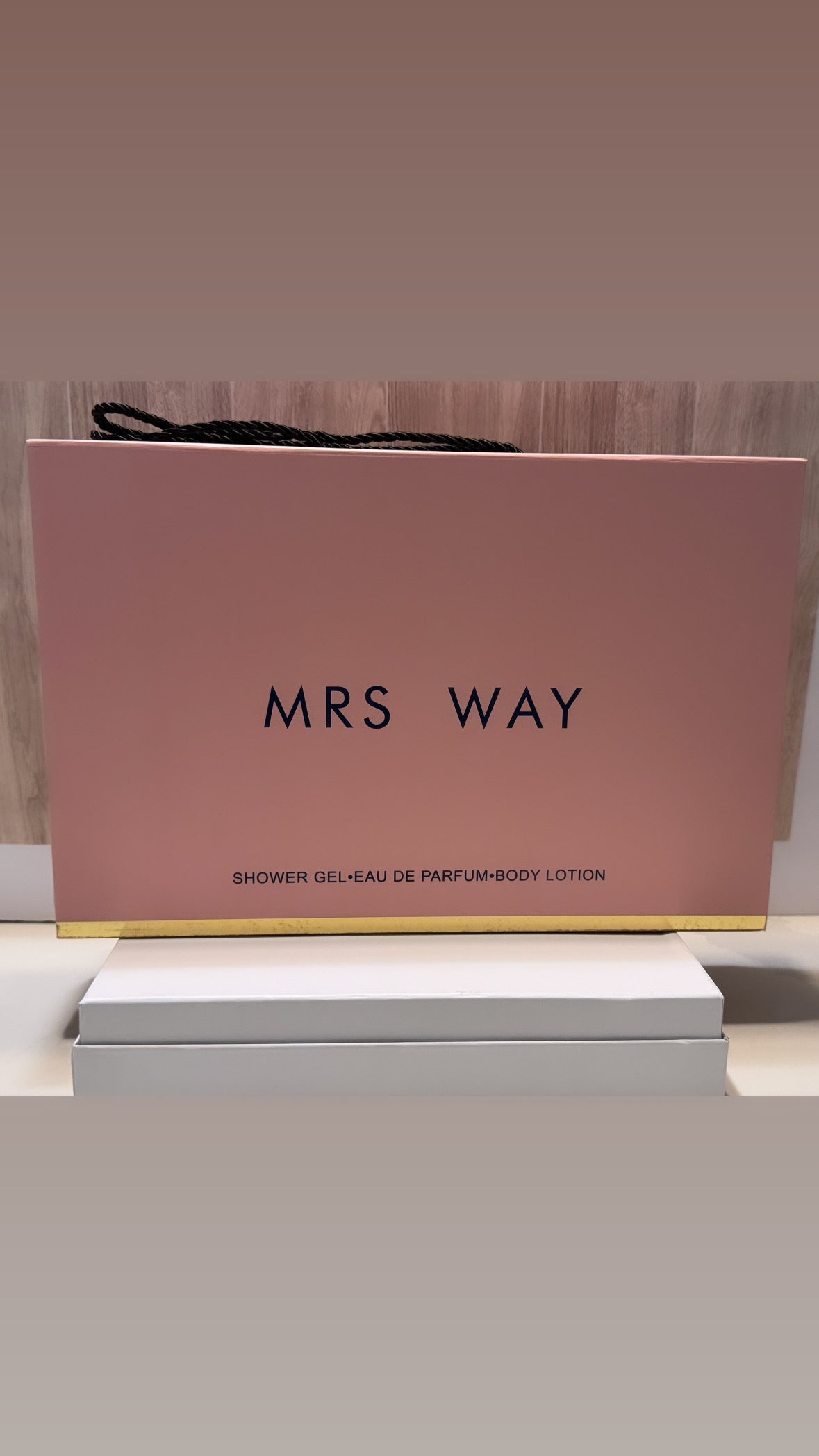 Mrs Way perfume