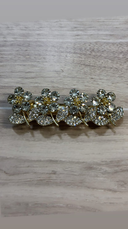 Accessorio de flores para el cabello